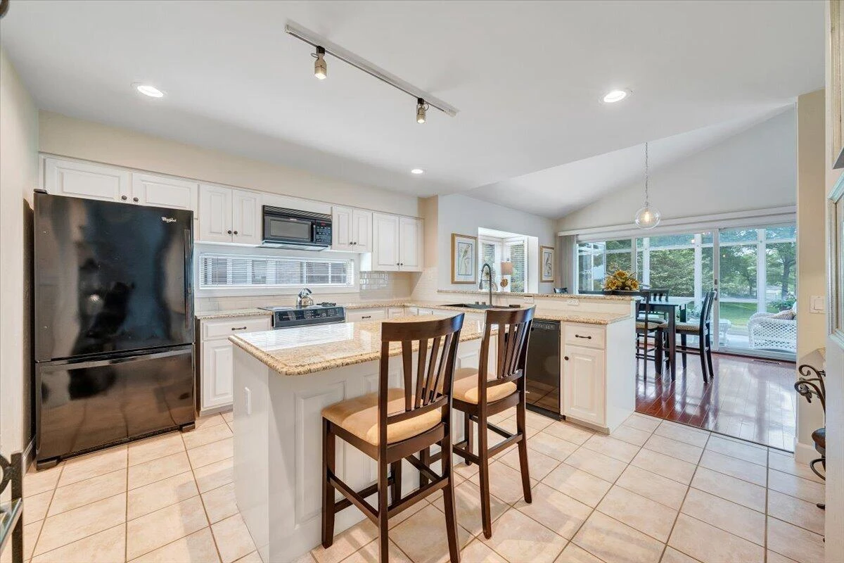 30 Island Green DR #UNIT 4 - Photo 24