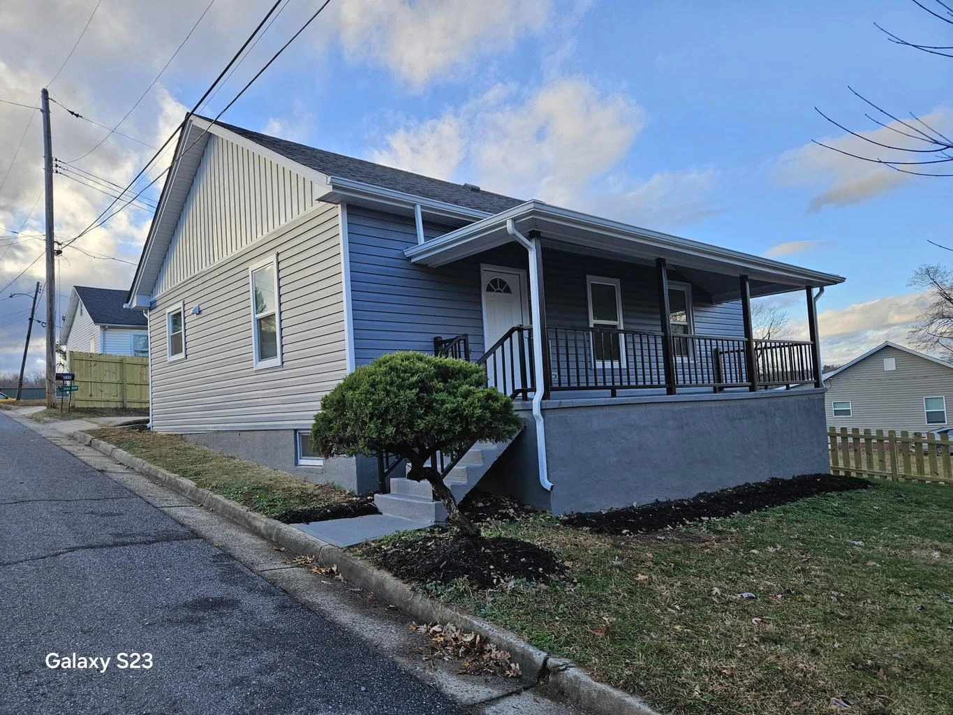 535 Dillard ST