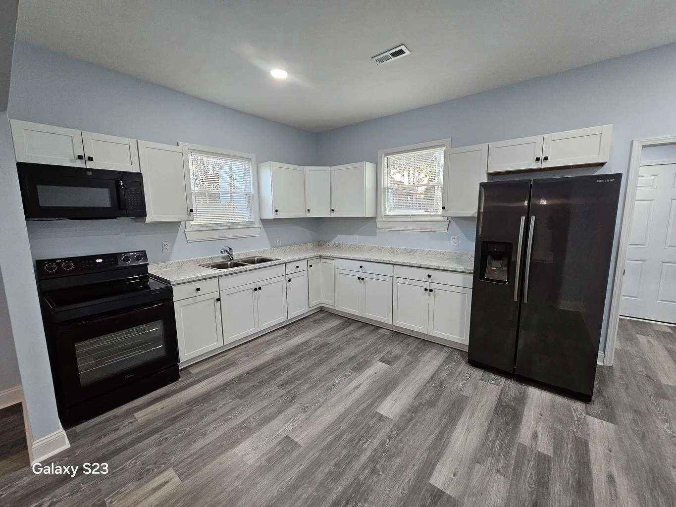 535 Dillard ST - Photo 9