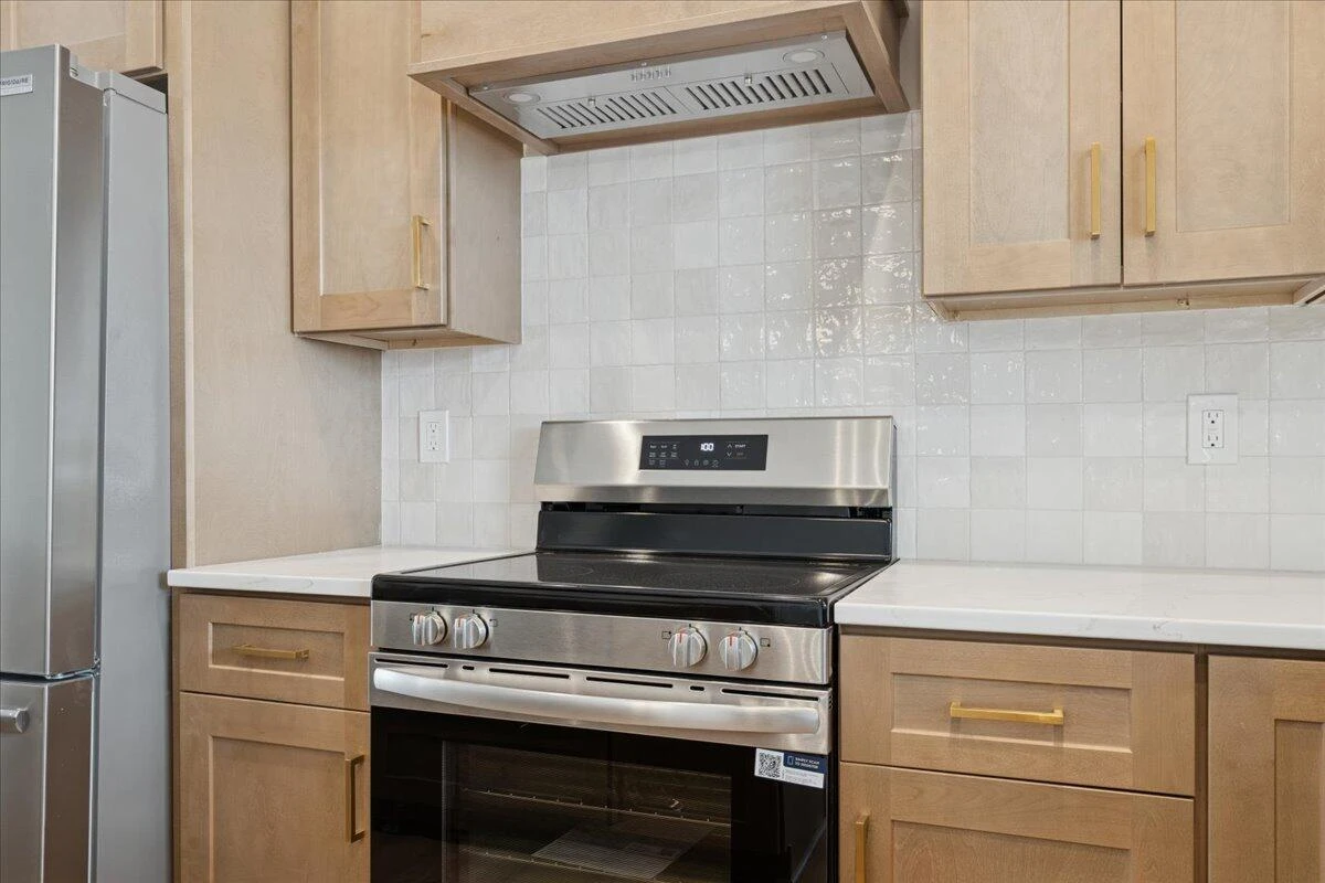 1711 Wells RD - Photo 15