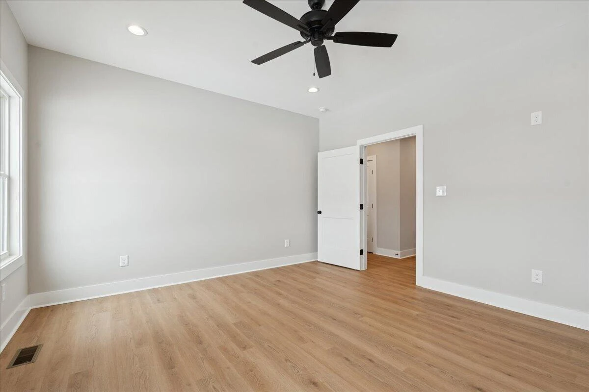 1711 Wells RD - Photo 22