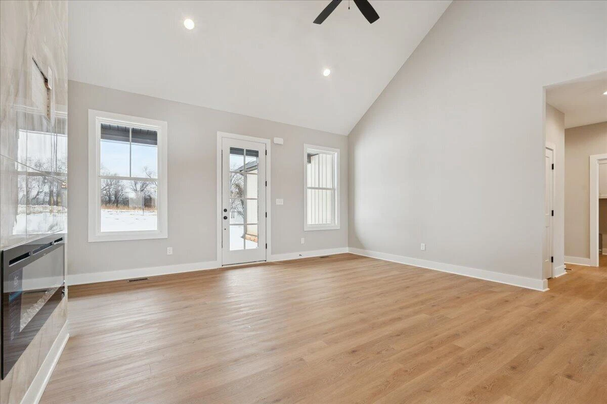1711 Wells RD - Photo 6