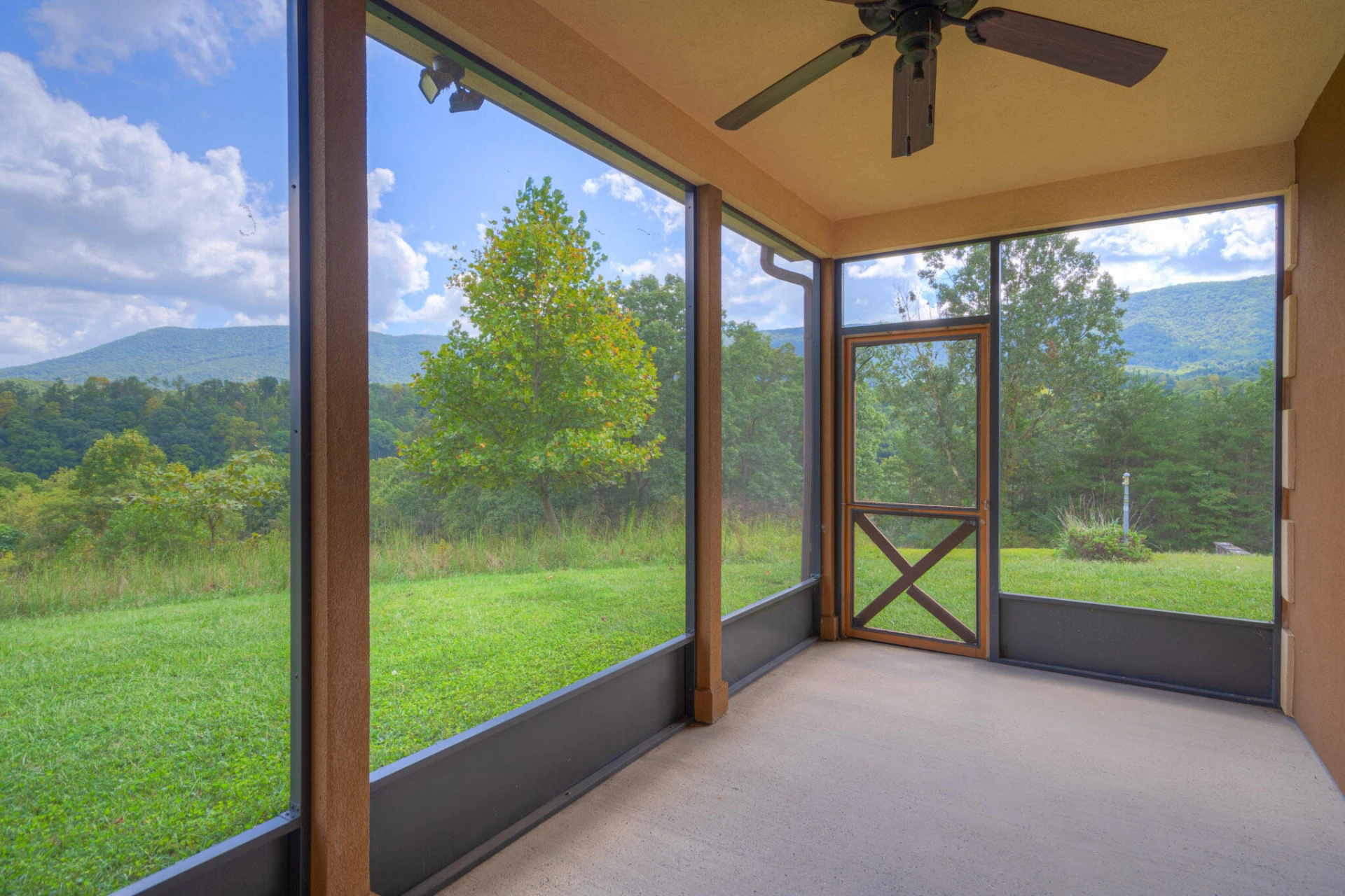 1782 Wolf Creek RD - Photo 17