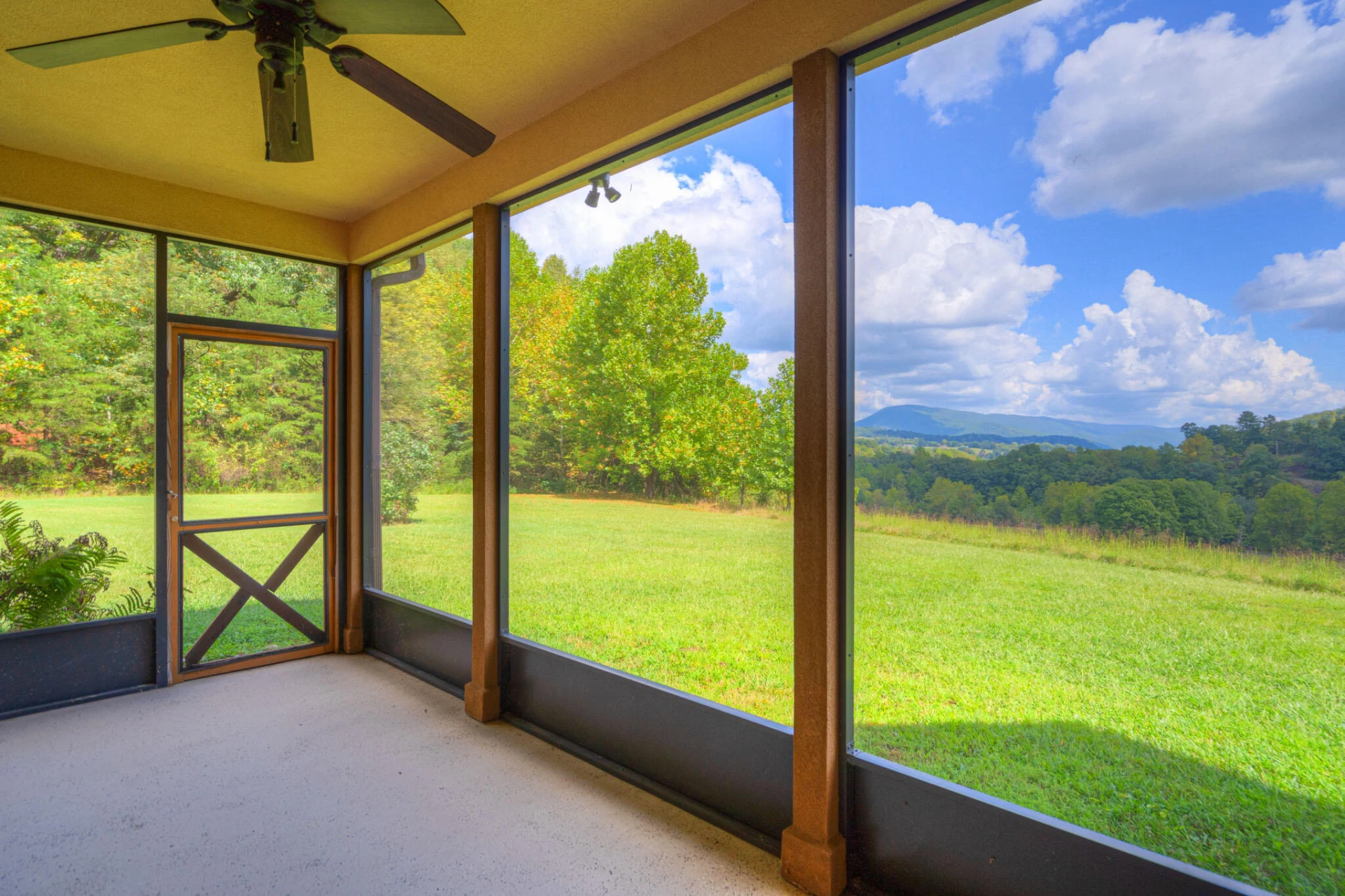 1782 Wolf Creek RD - Photo 19