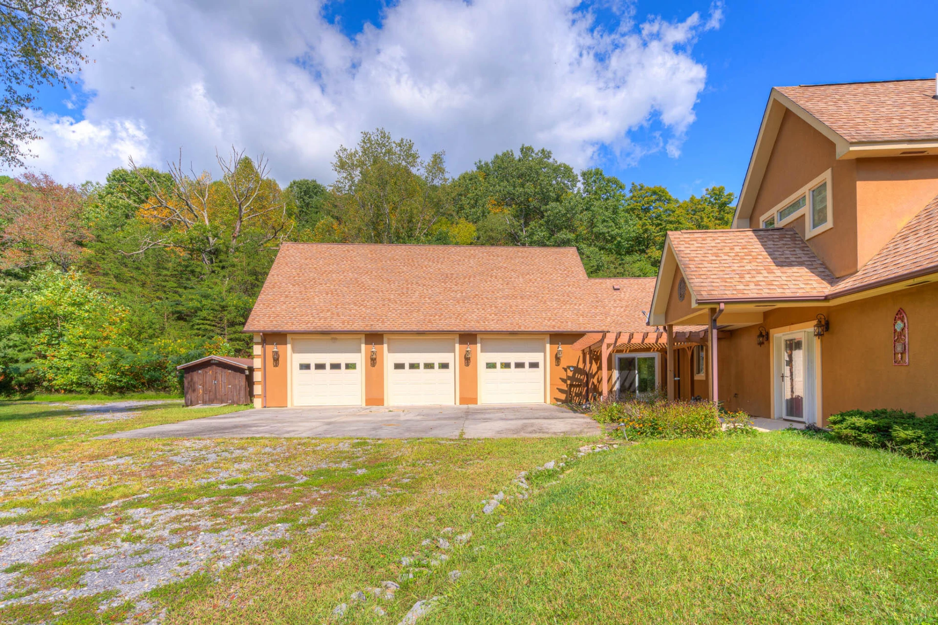 1782 Wolf Creek RD - Photo 10