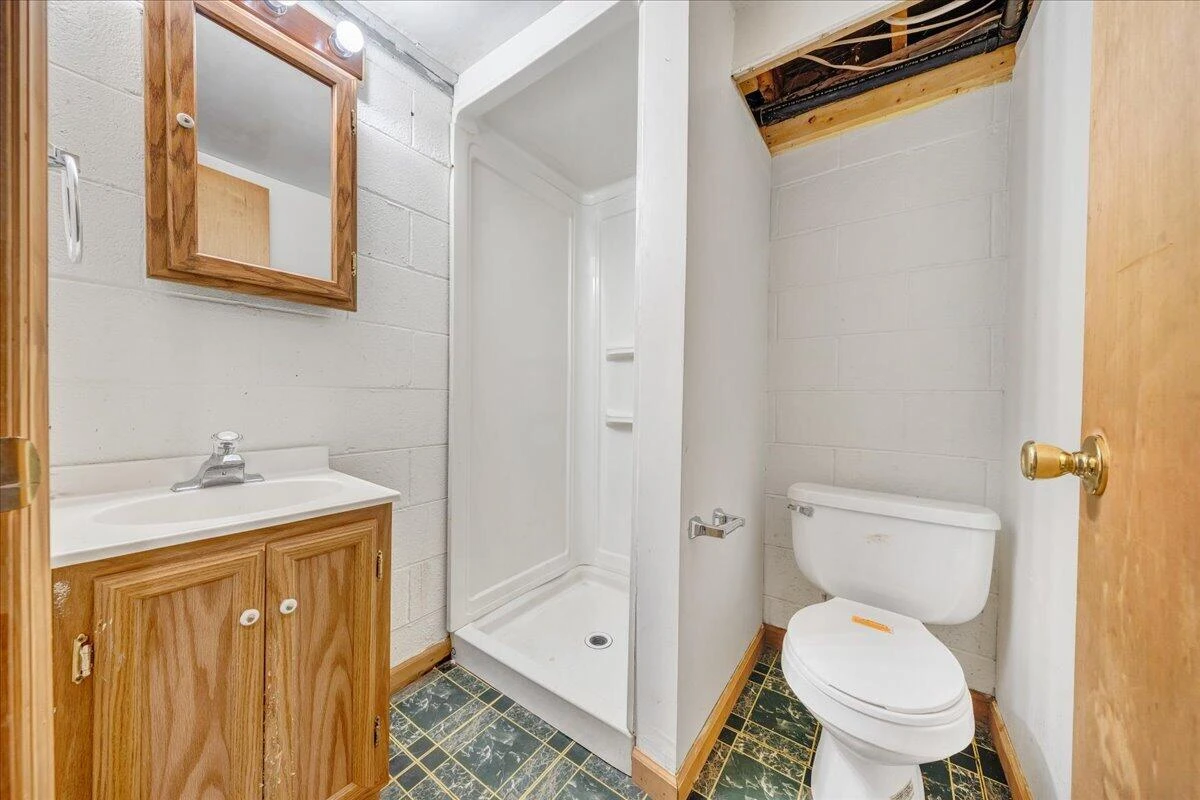 795 Longview DR - Photo 16