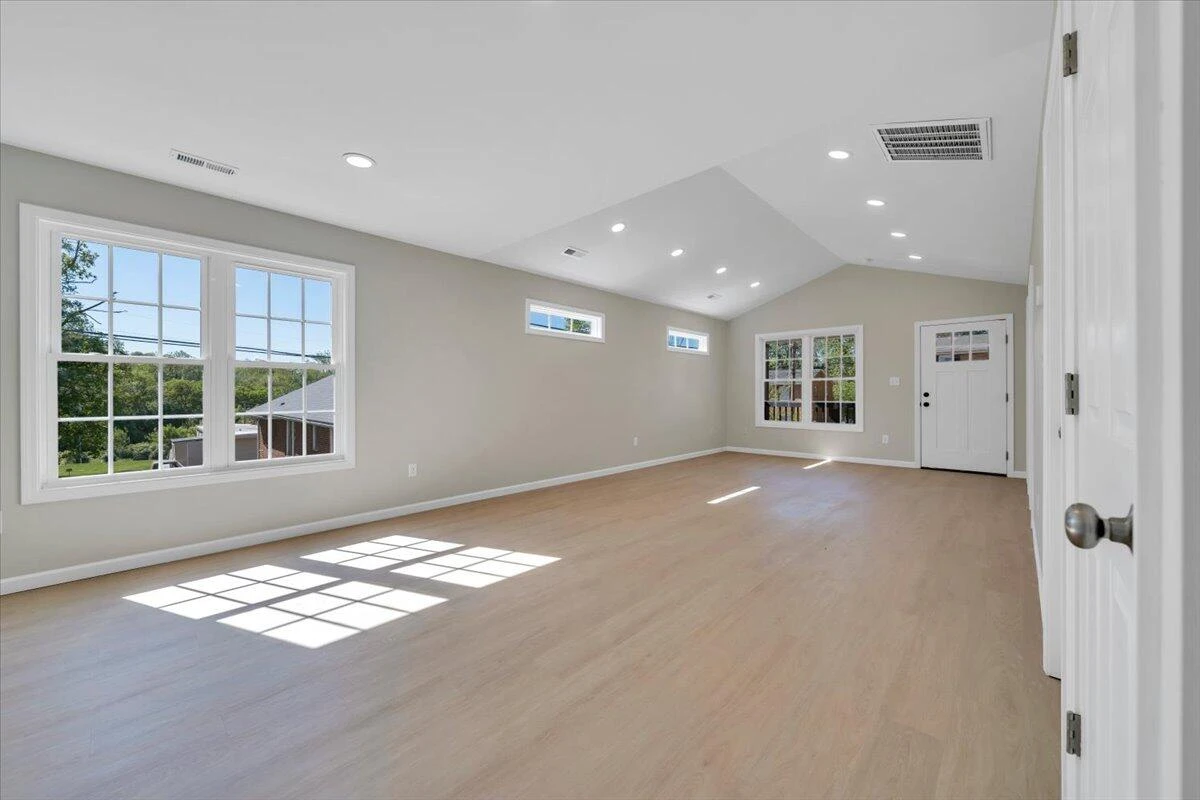 515 Cedar AVE - Photo 10