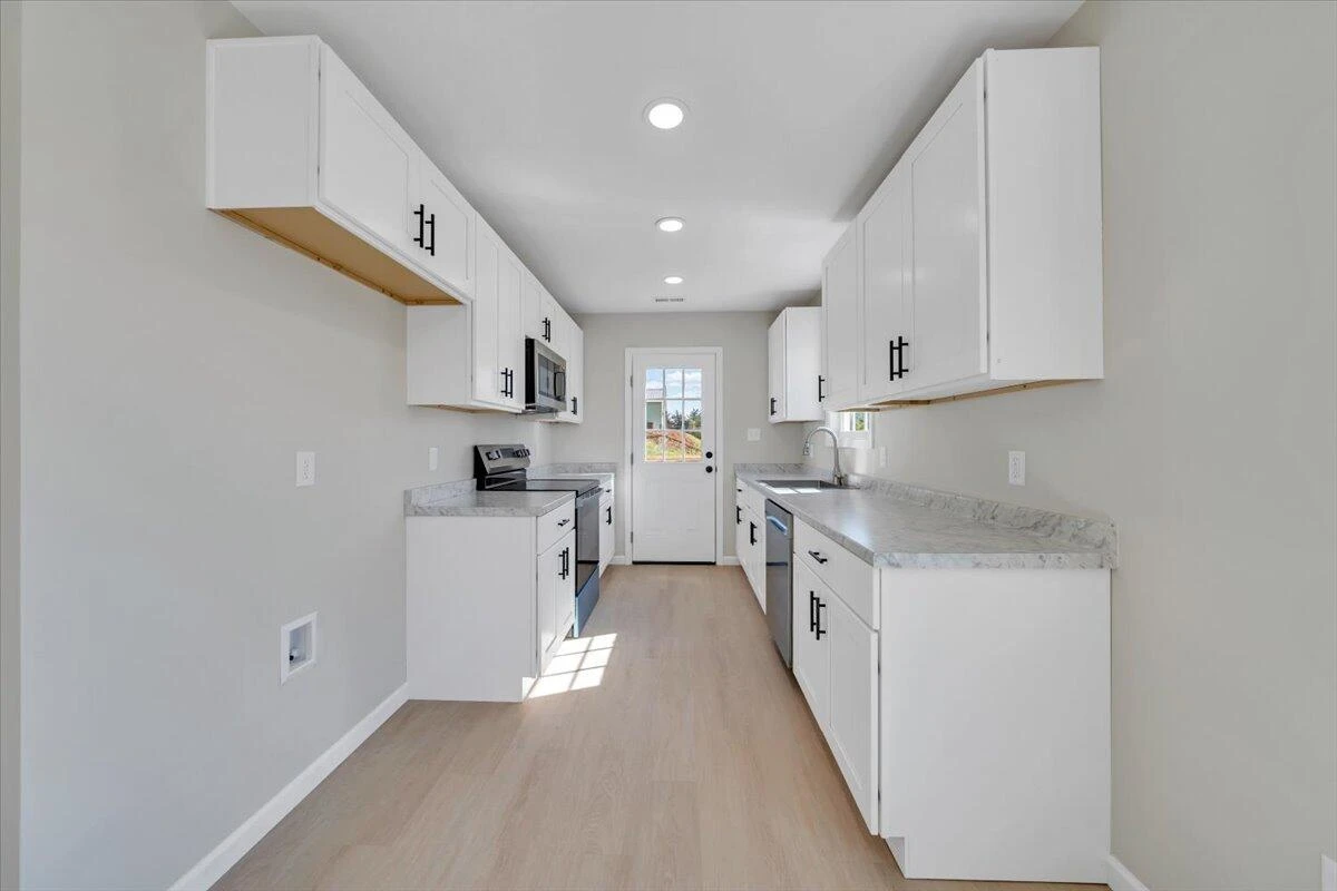 515 Cedar AVE - Photo 13