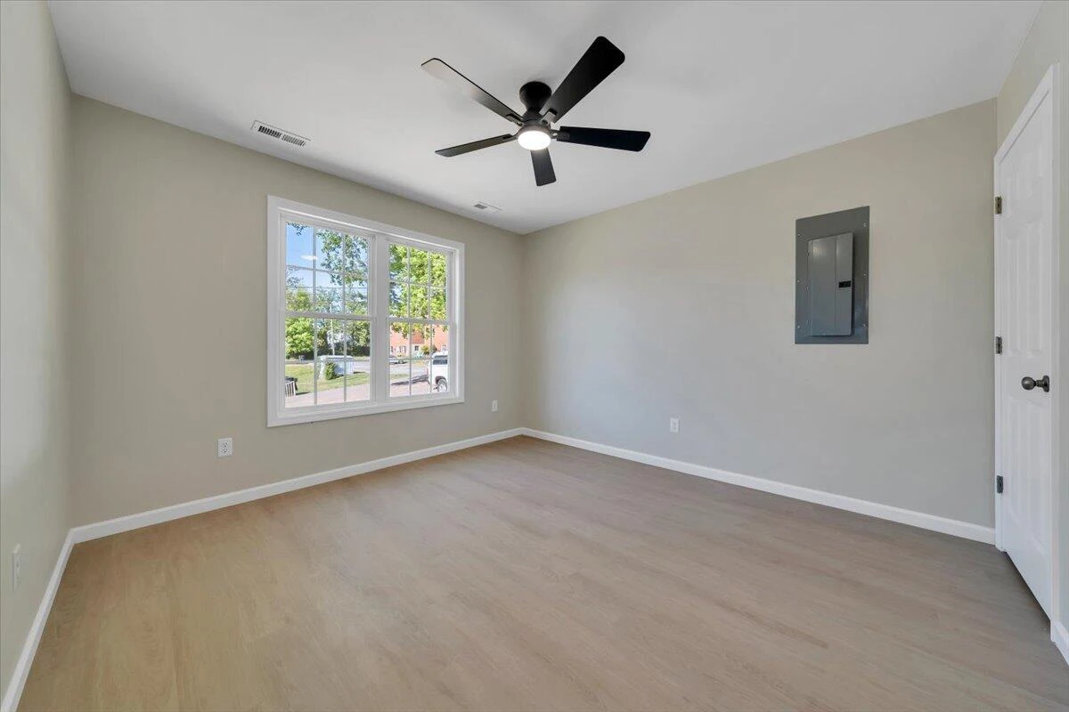 515 Cedar AVE - Photo 19