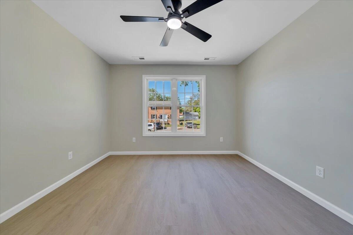515 Cedar AVE - Photo 20