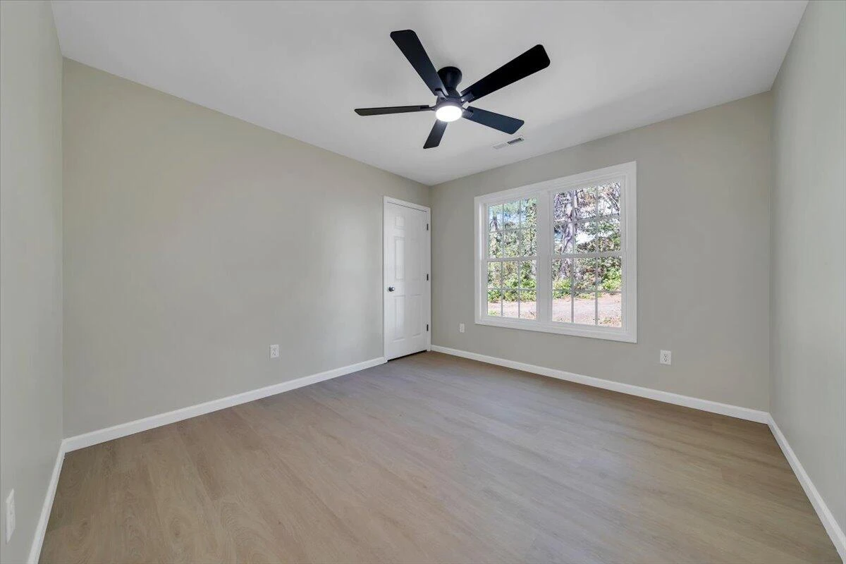 515 Cedar AVE - Photo 23
