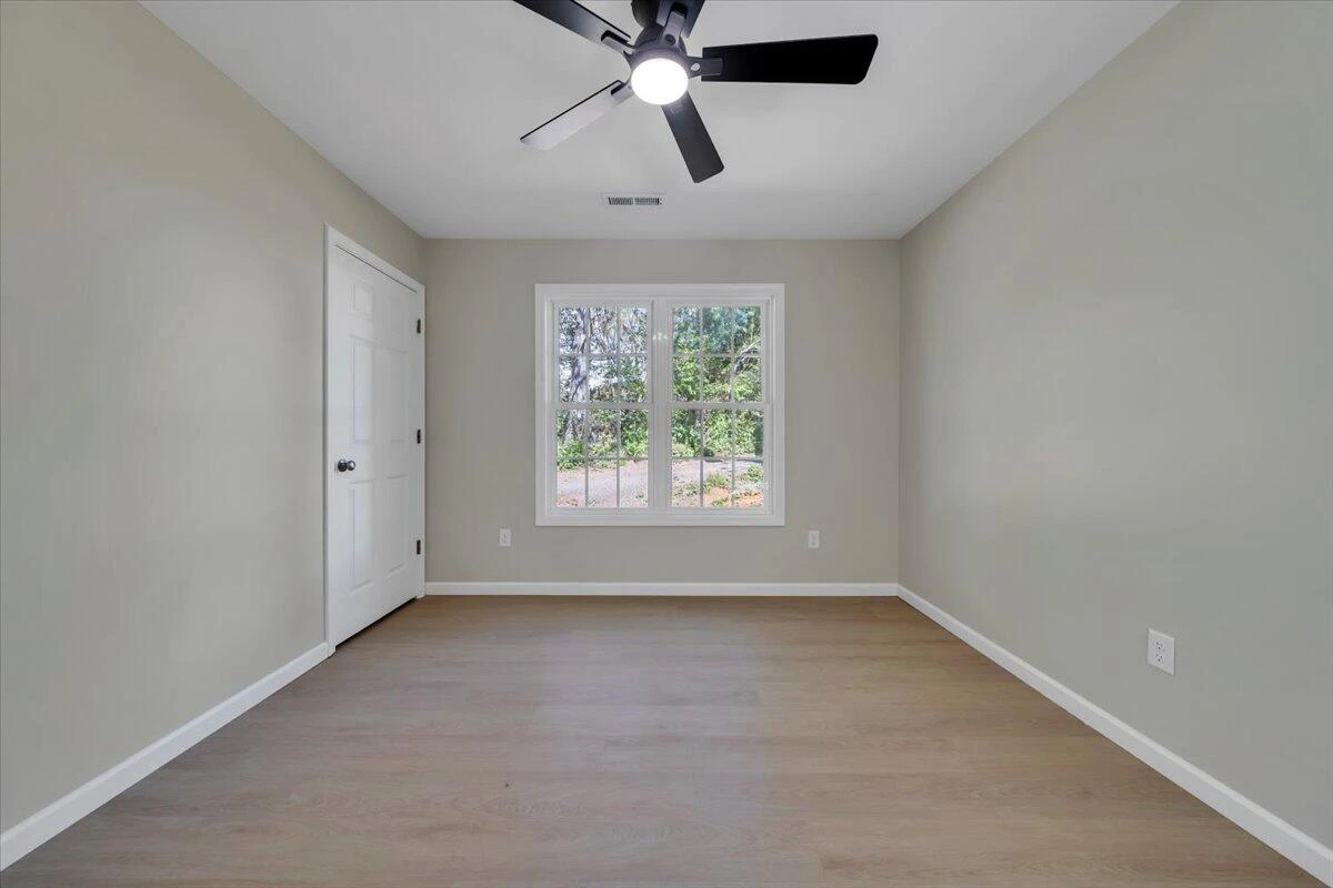 515 Cedar AVE - Photo 24