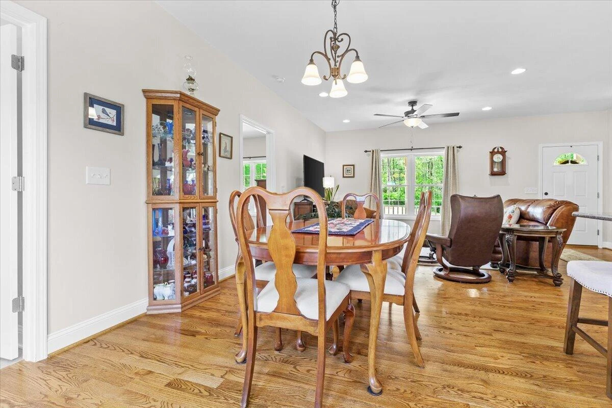 4133 Grove Hill RD - Photo 17