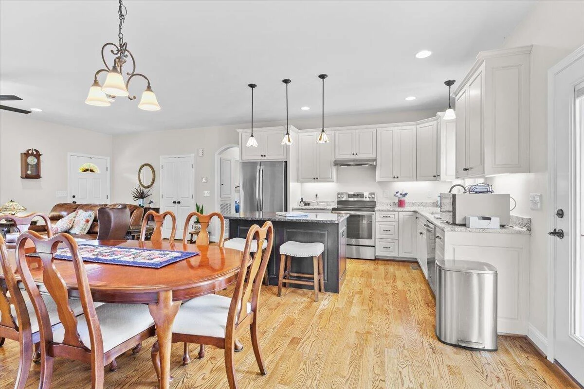 4133 Grove Hill RD - Photo 18