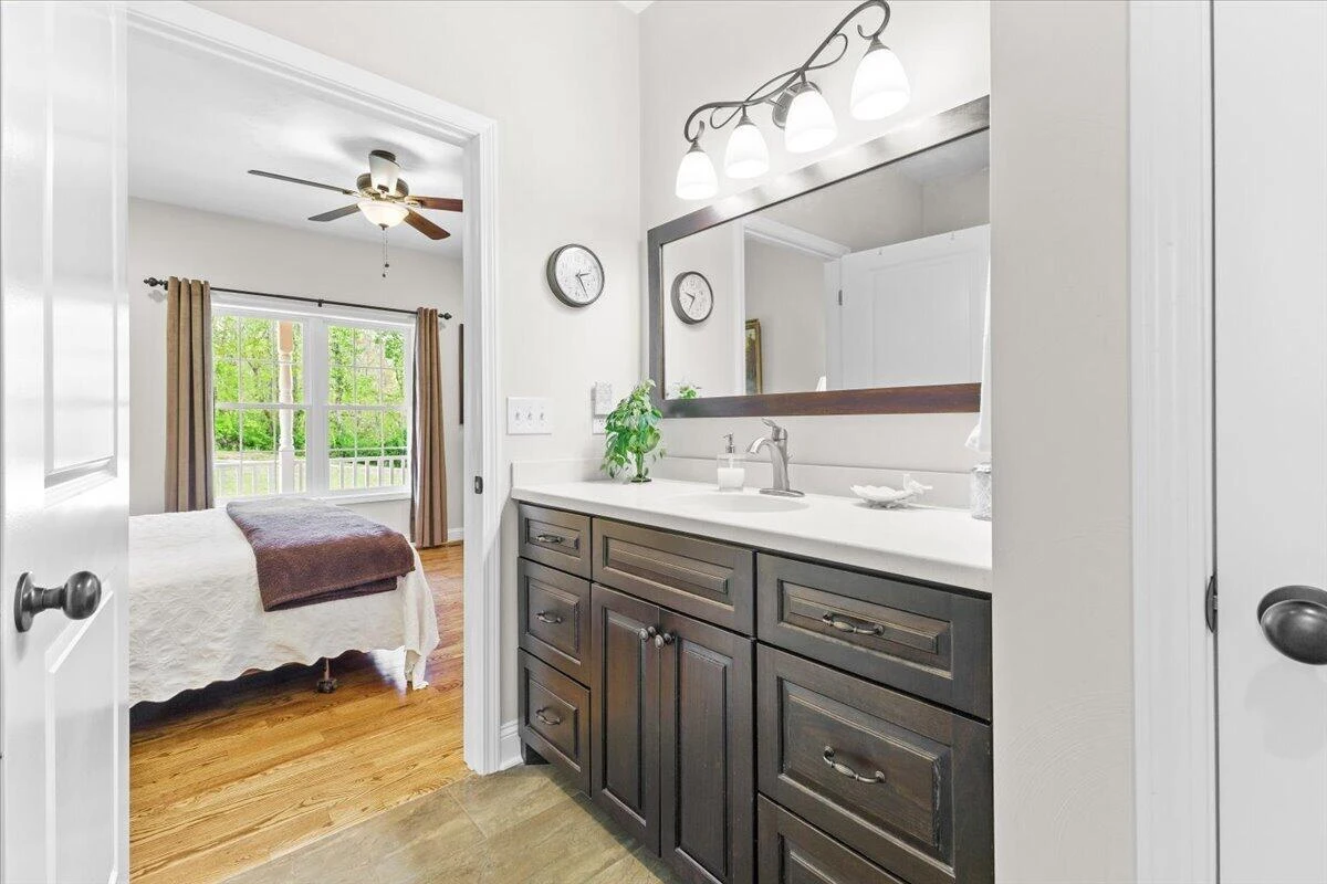 4133 Grove Hill RD - Photo 23