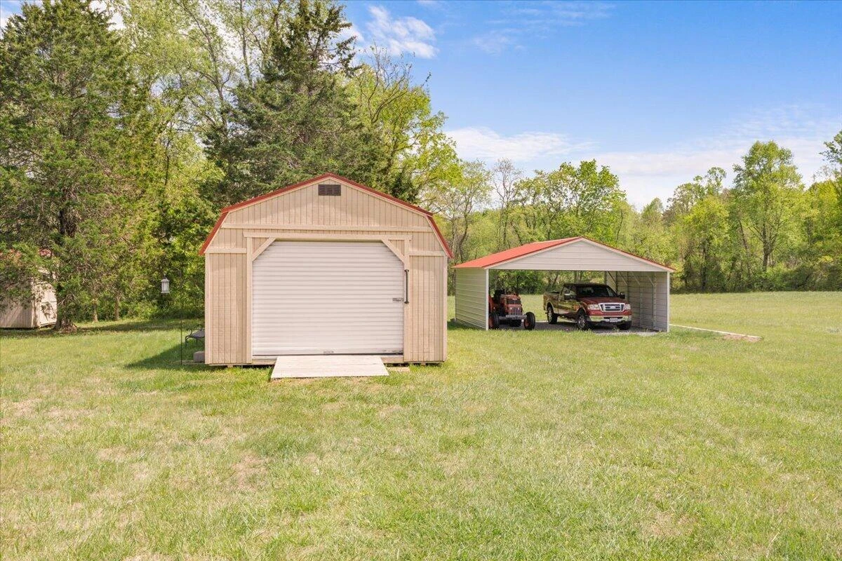 4133 Grove Hill RD - Photo 39