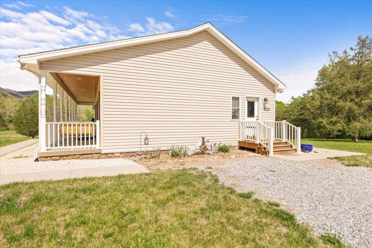 4133 Grove Hill RD - Photo 42
