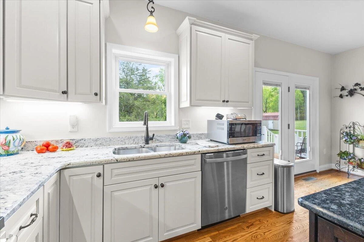4133 Grove Hill RD - Photo 13
