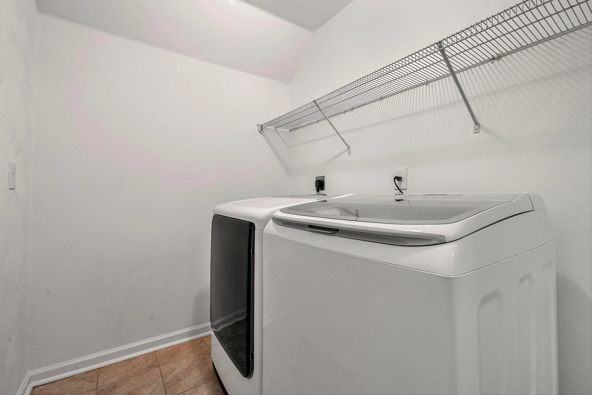 4235 Berkeley Place DR - Photo 35