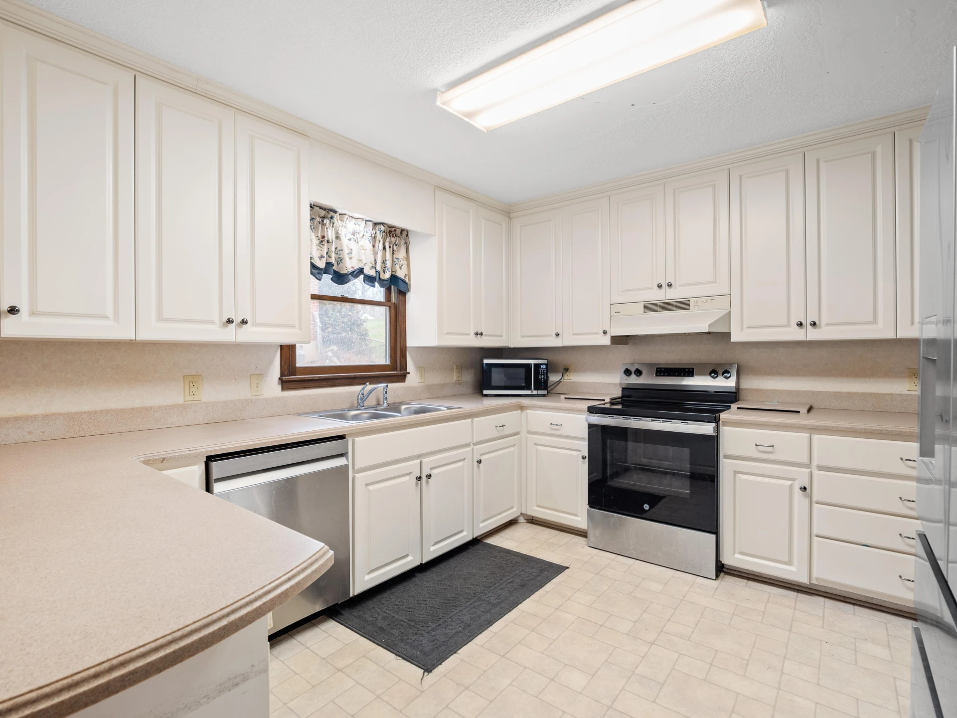 716 Prospect Hill DR - Photo 13