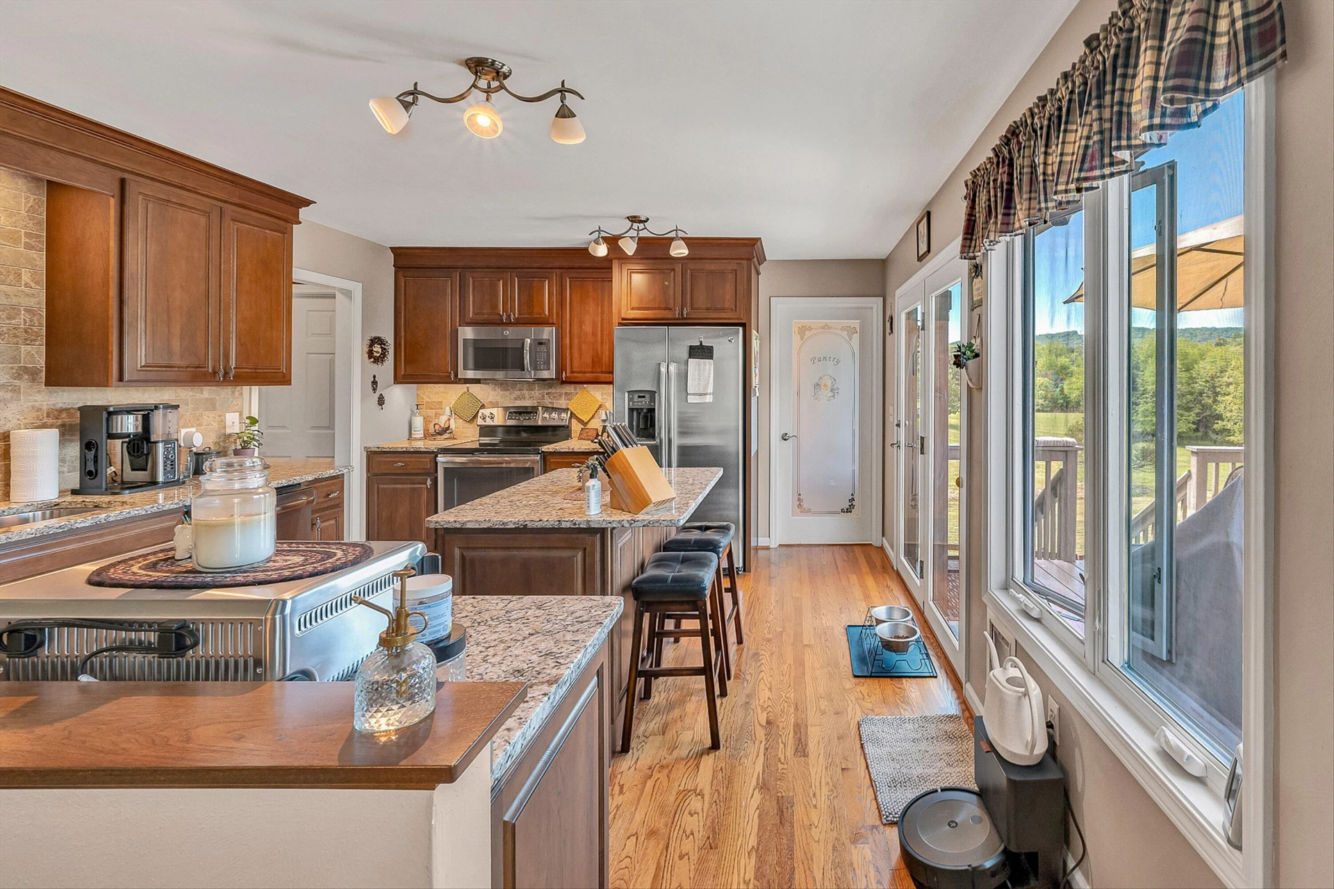 384 Deer Haven DR - Photo 18