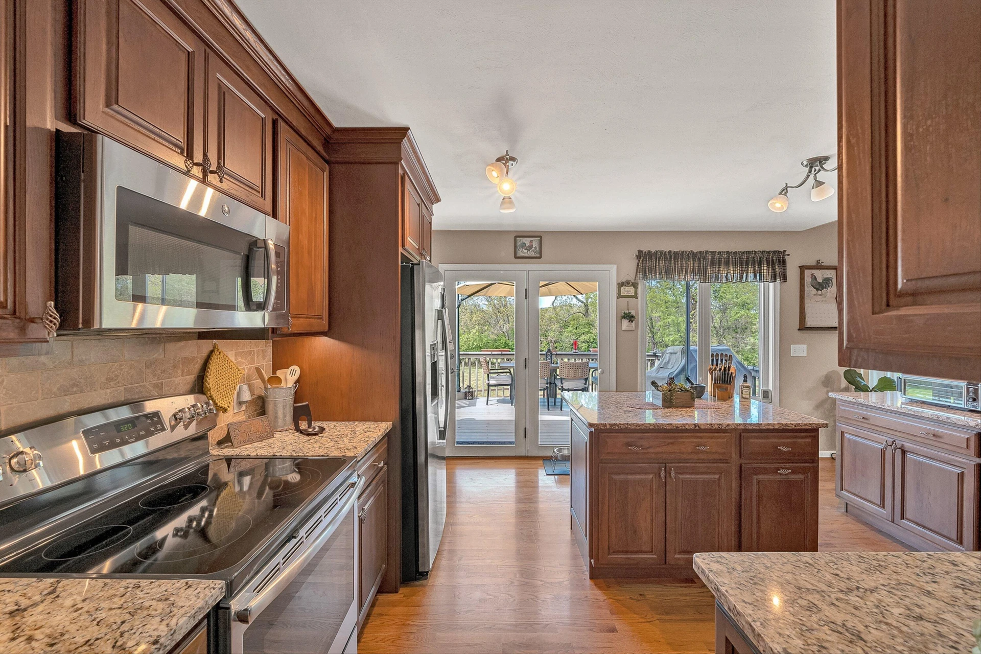 384 Deer Haven DR - Photo 21