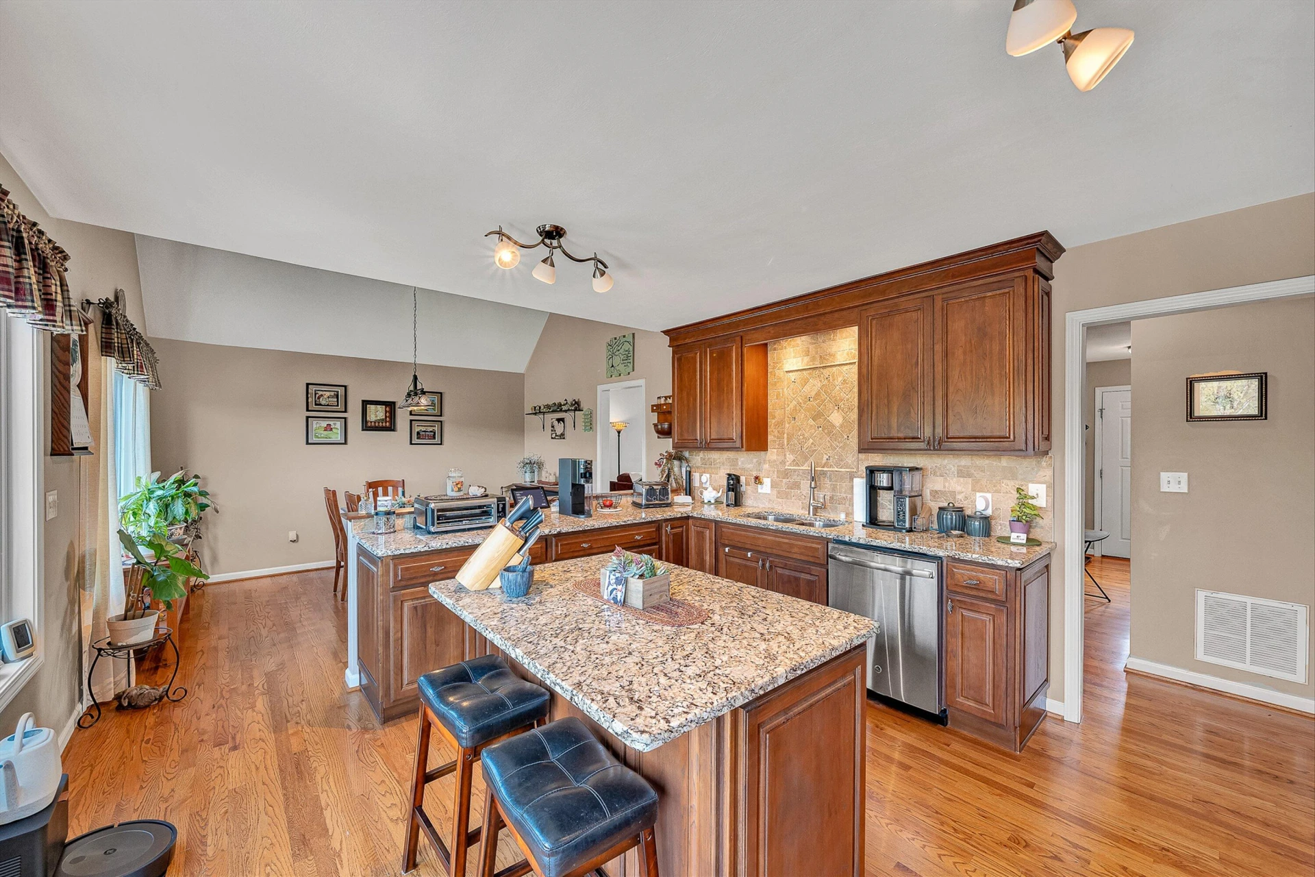 384 Deer Haven DR - Photo 23