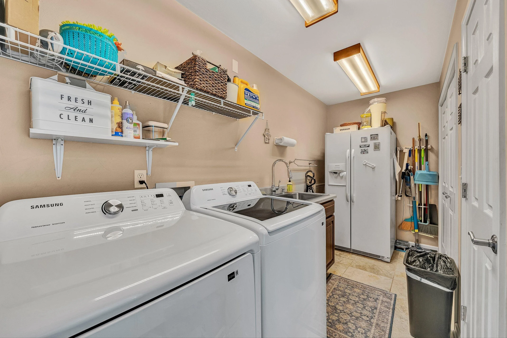 384 Deer Haven DR - Photo 27