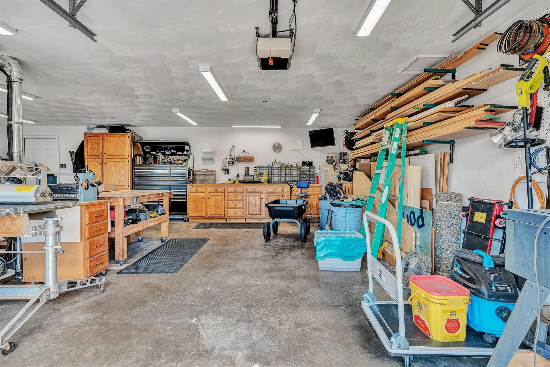 384 Deer Haven DR - Photo 42