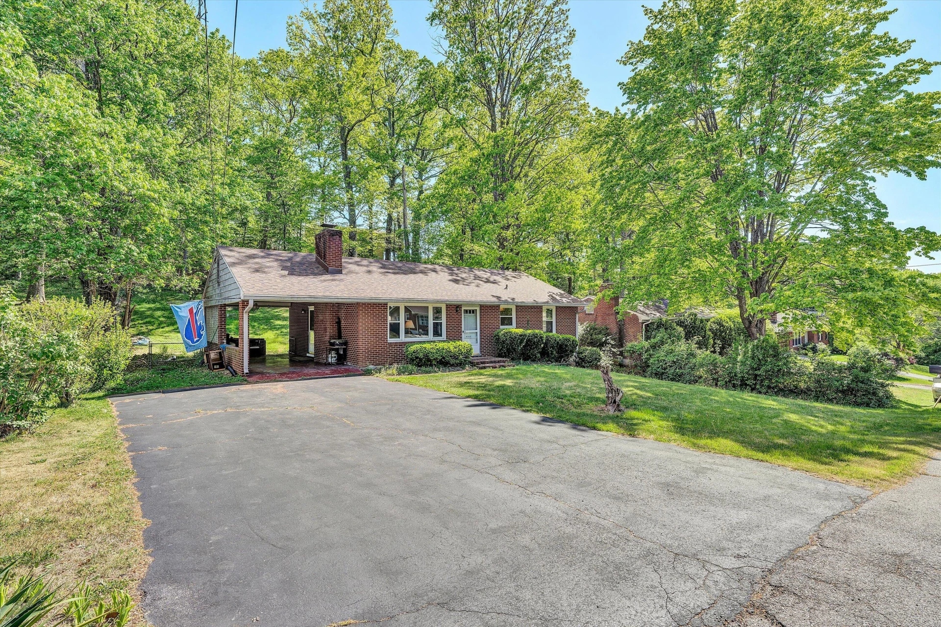 5128 Youngwood DR - Photo 16