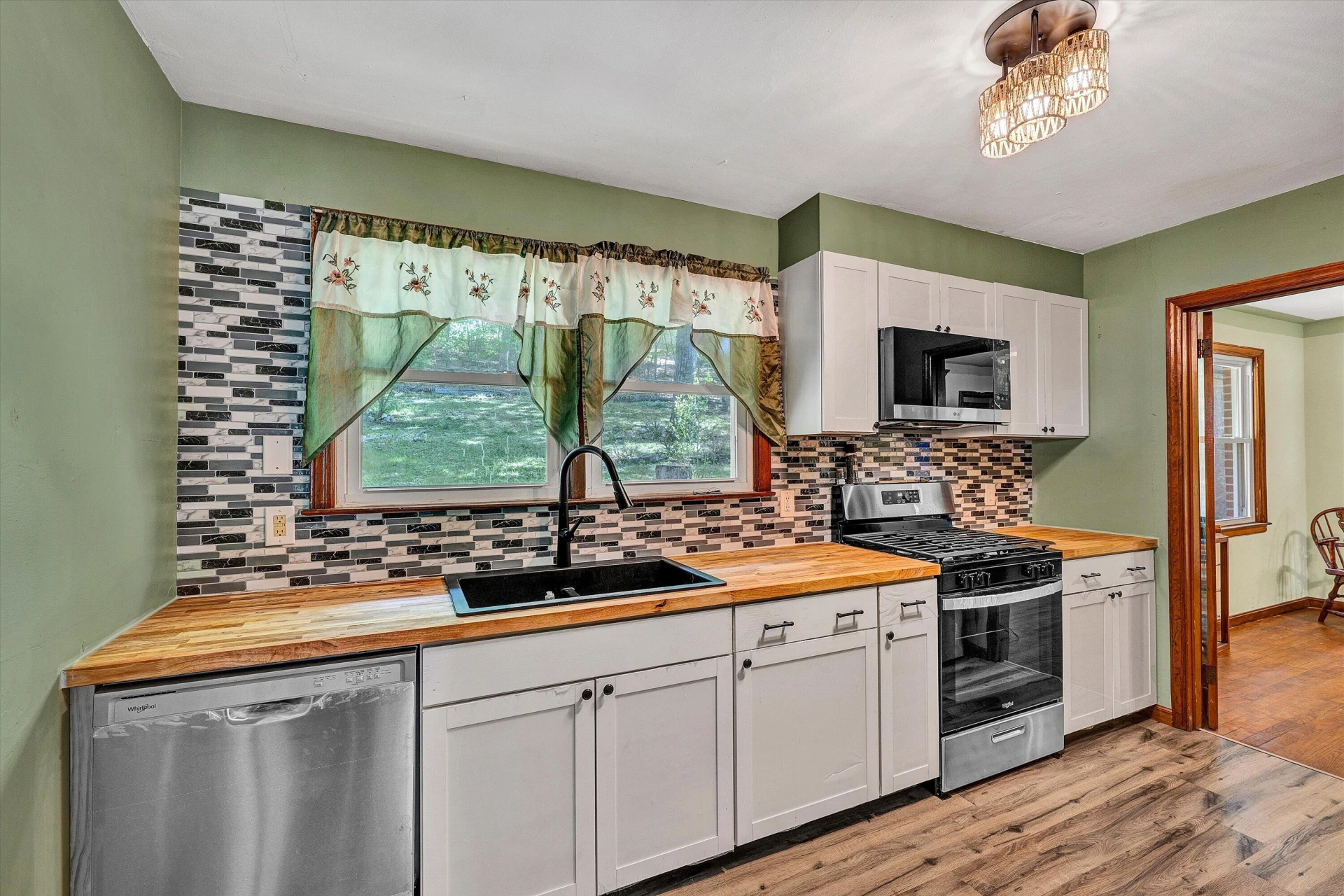 5128 Youngwood DR - Photo 3