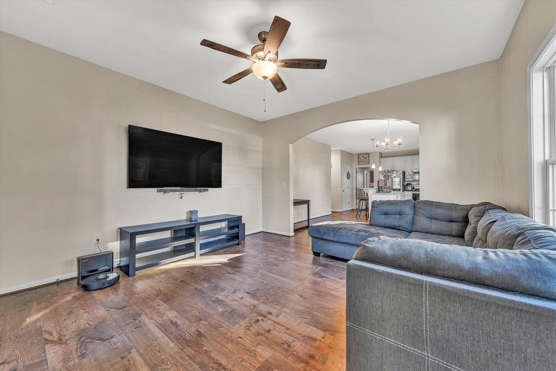2029 Heys LN - Photo 10
