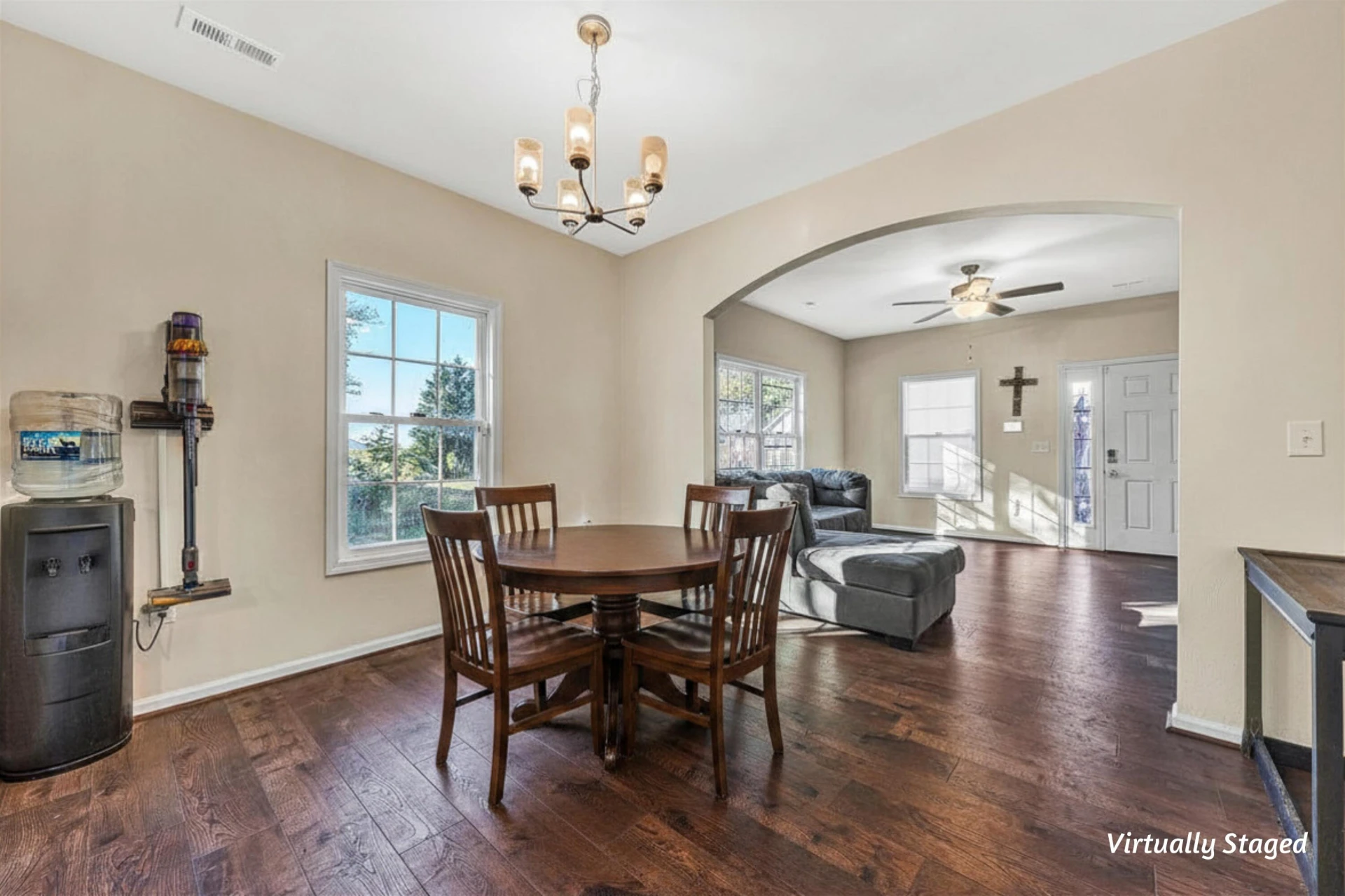 2029 Heys LN - Photo 12
