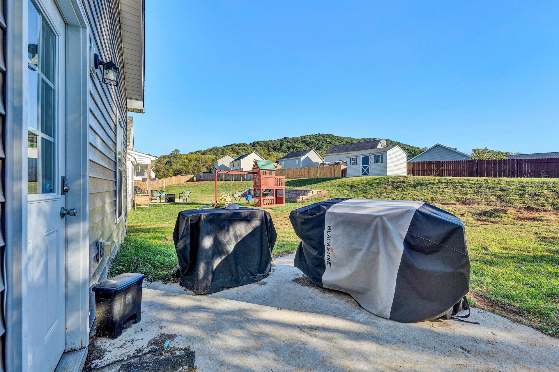 2029 Heys LN - Photo 28