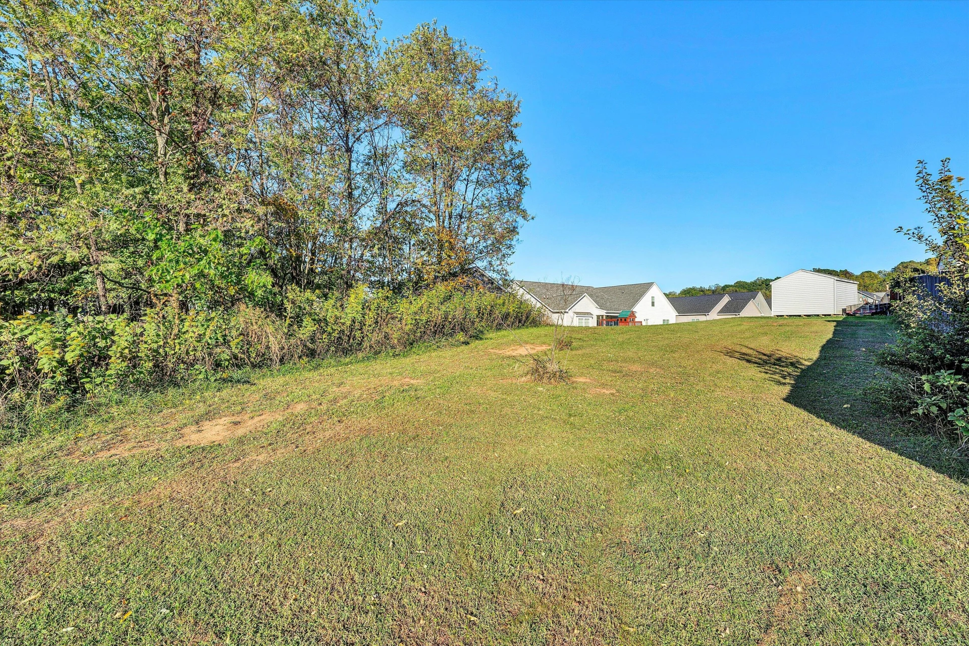 2029 Heys LN - Photo 35