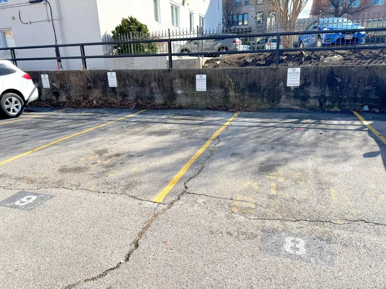 506 1st ST - Photo 4