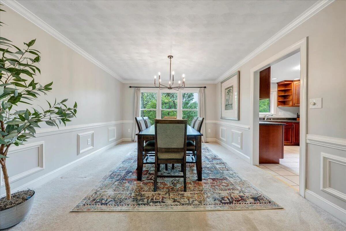1562 Strawberry Mountain DR - Photo 14