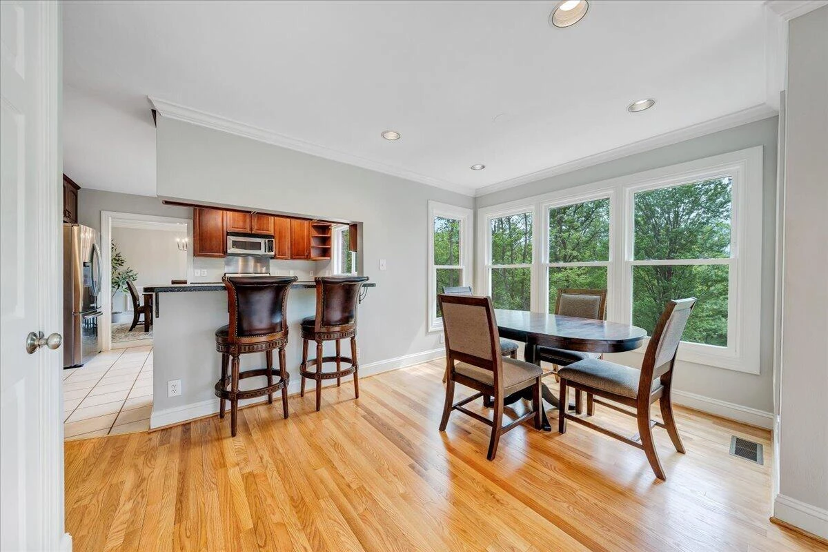 1562 Strawberry Mountain DR - Photo 19