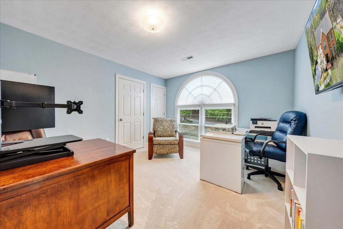 1562 Strawberry Mountain DR - Photo 38