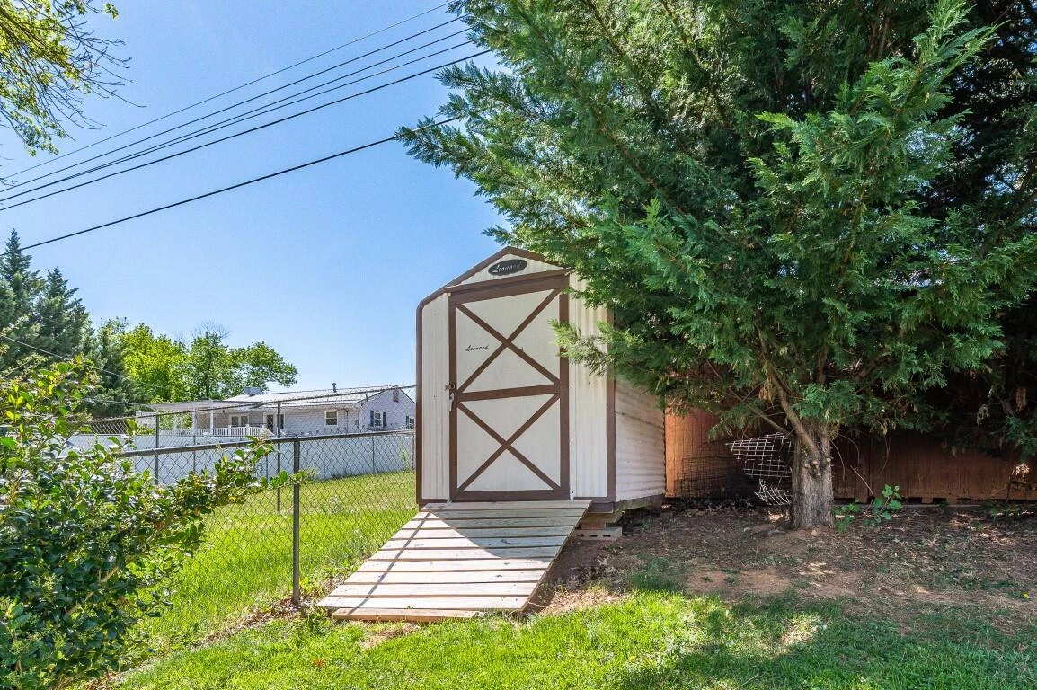 525 Water Oak RD - Photo 45
