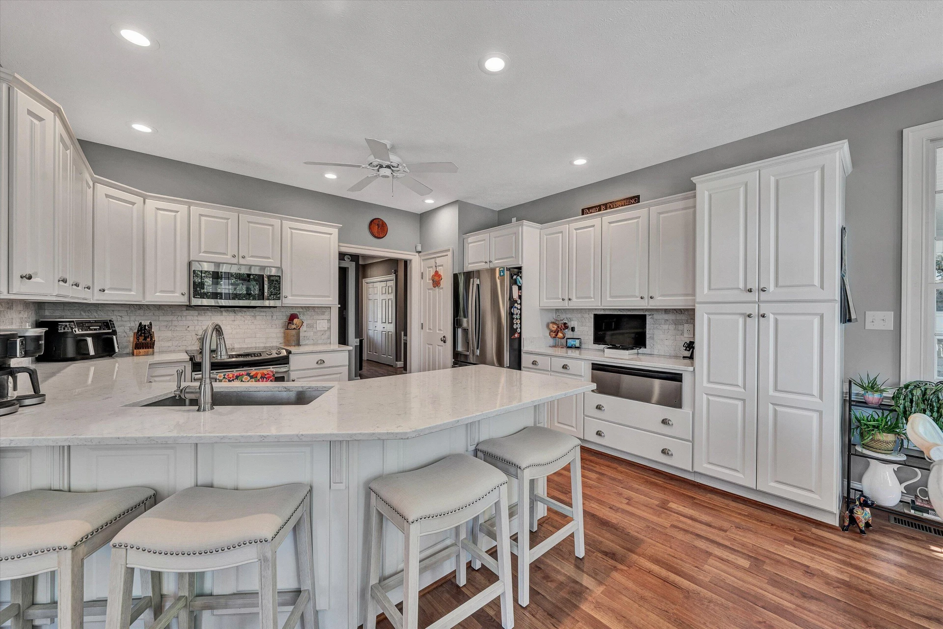 145 Bridleridge RD - Photo 17