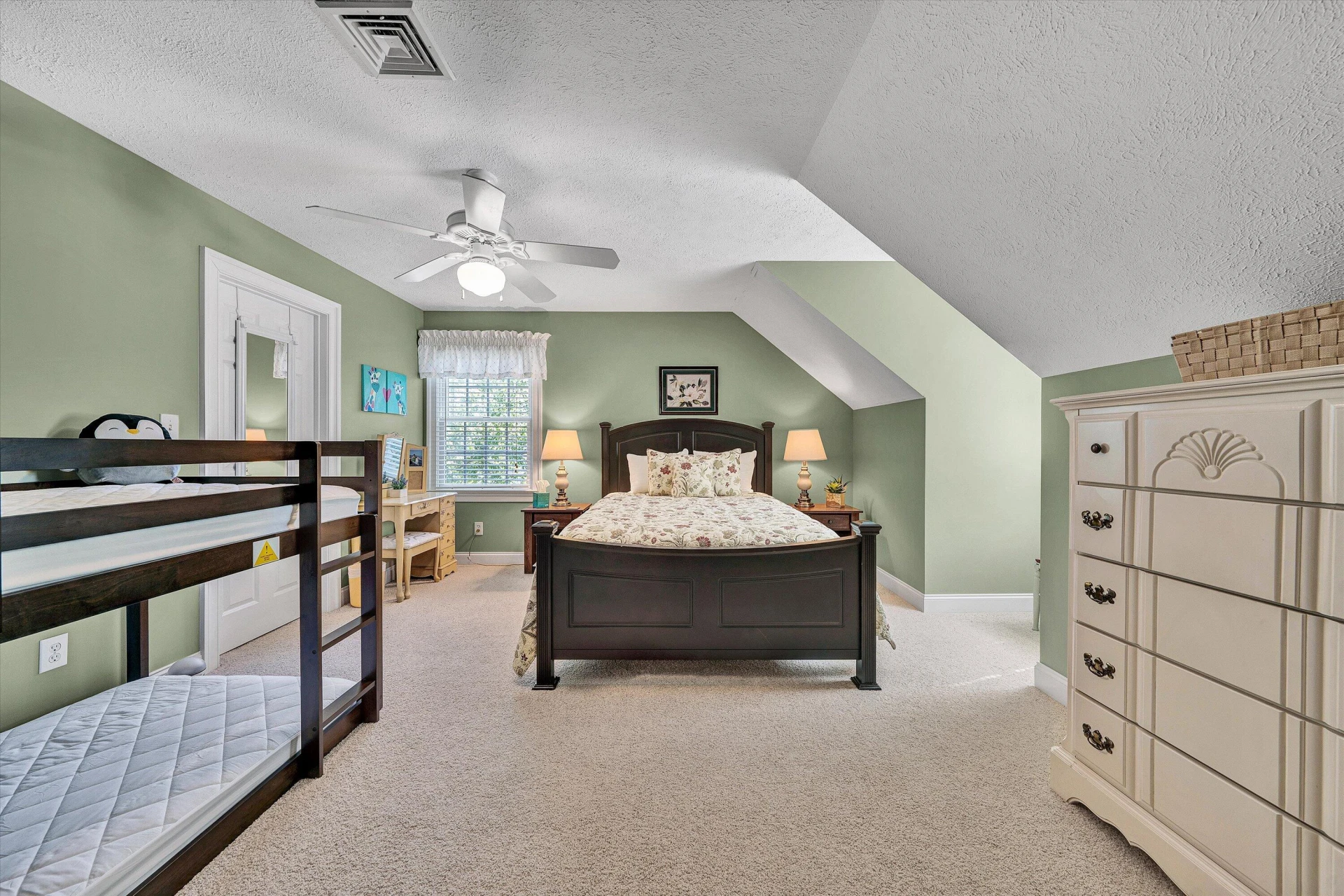 145 Bridleridge RD - Photo 49