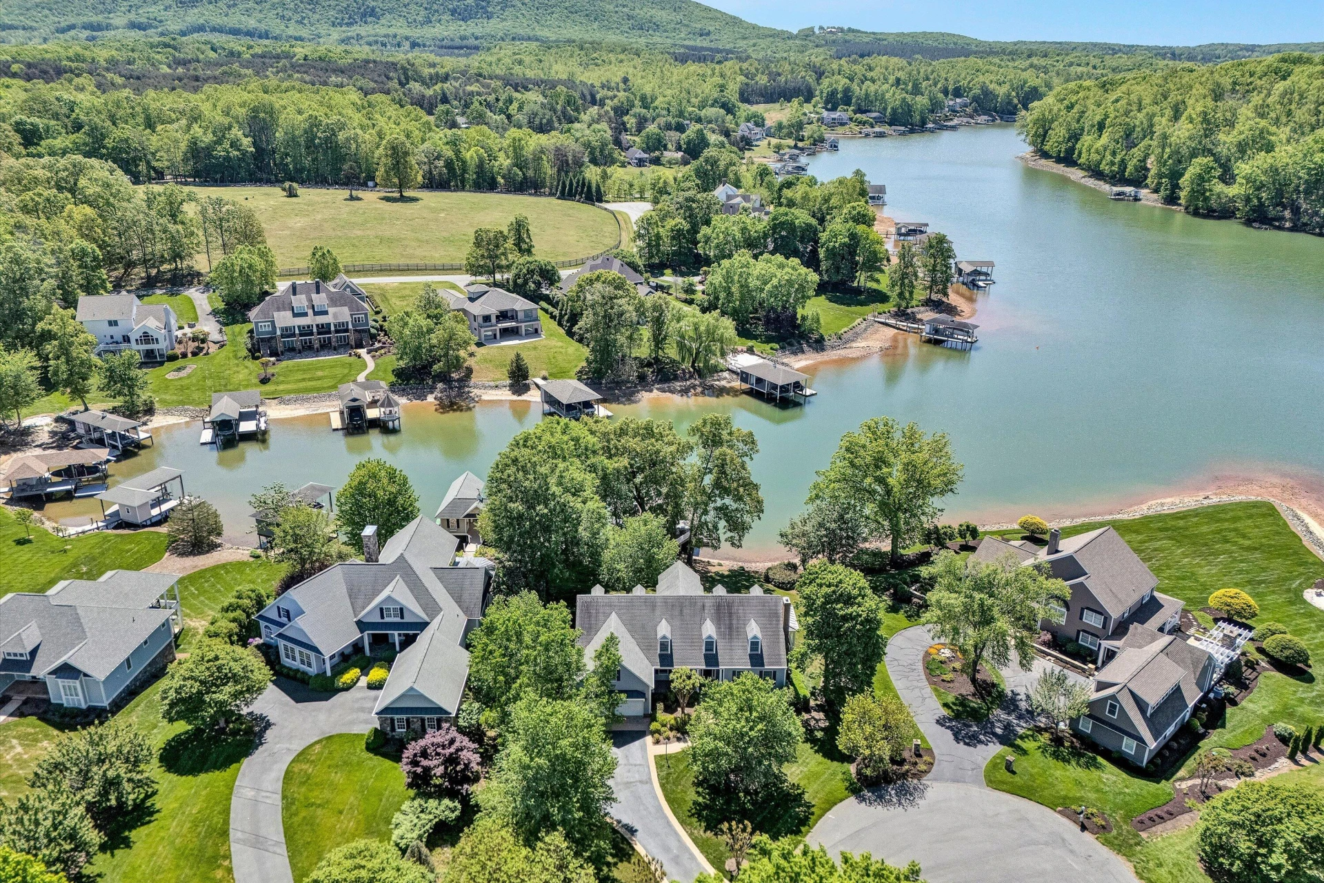 145 Bridleridge RD - Photo 73