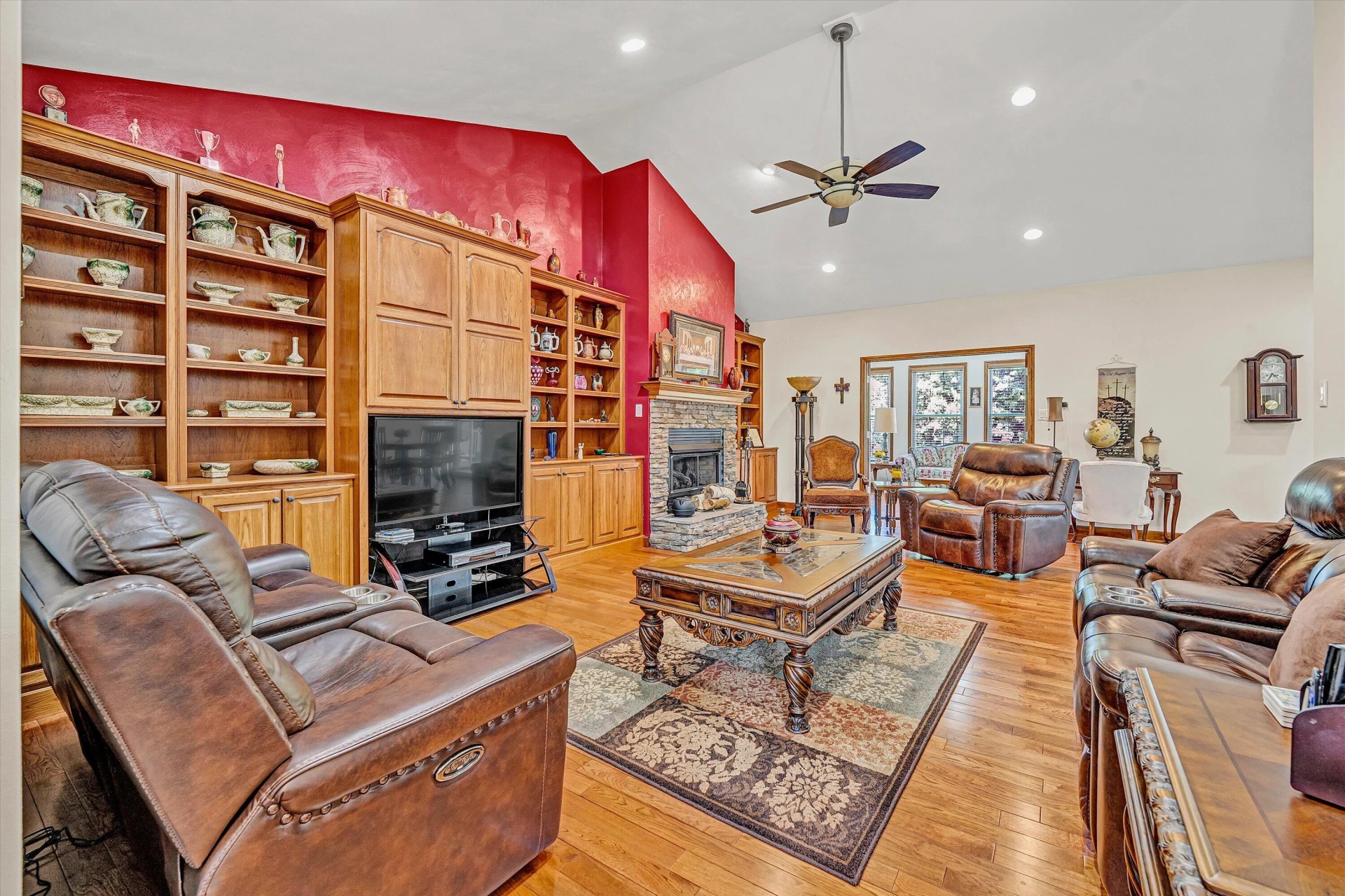 137 Whispering Meadows LN - Photo 12