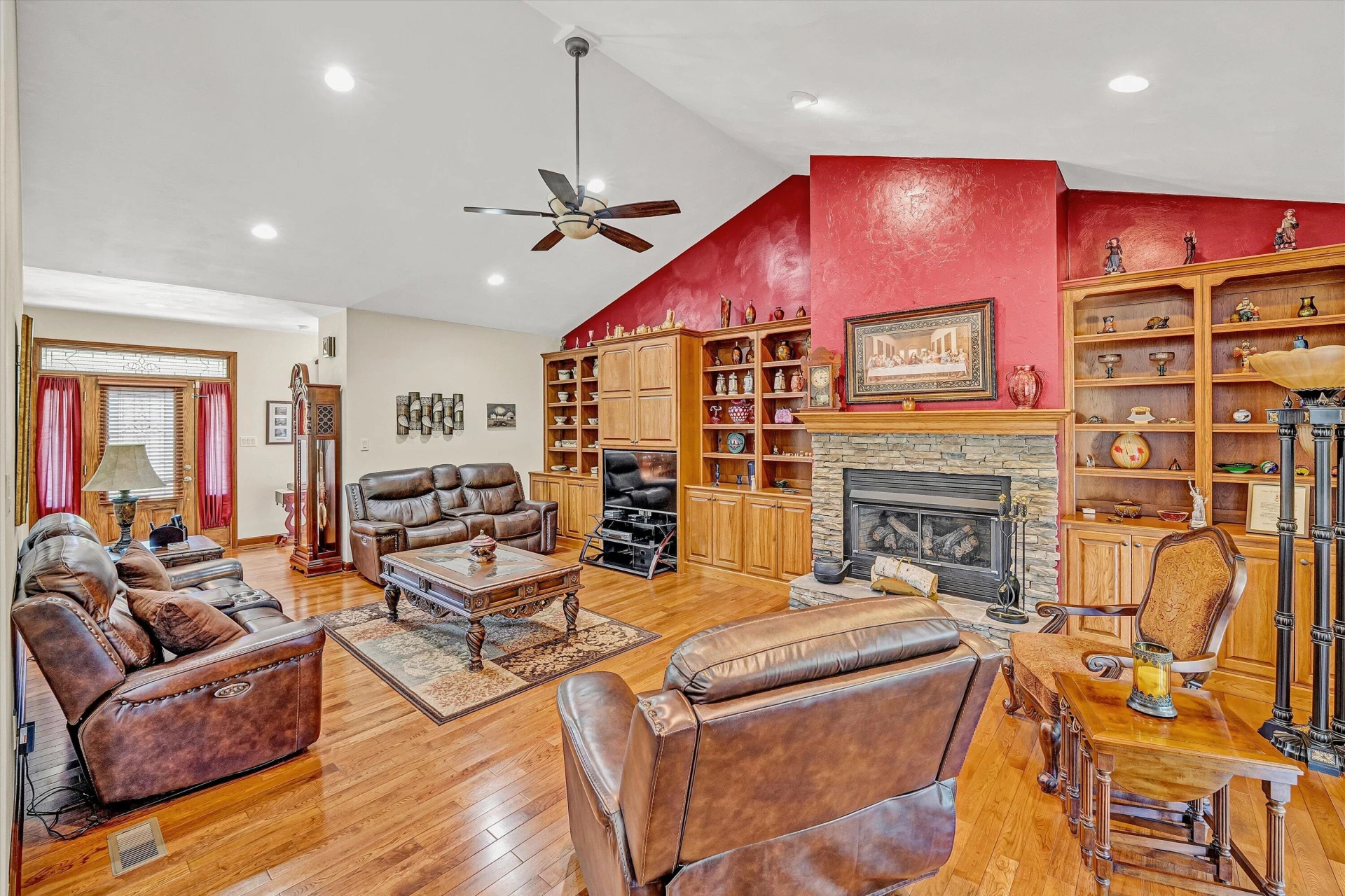 137 Whispering Meadows LN - Photo 13