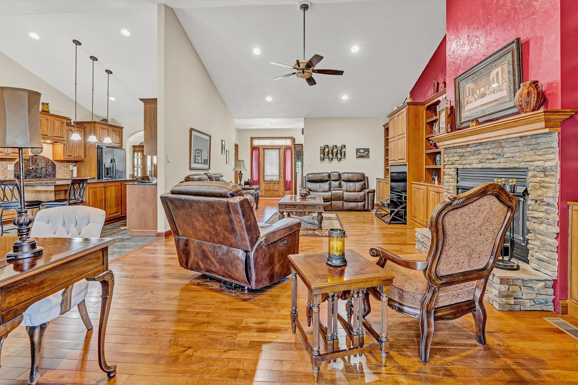 137 Whispering Meadows LN - Photo 14