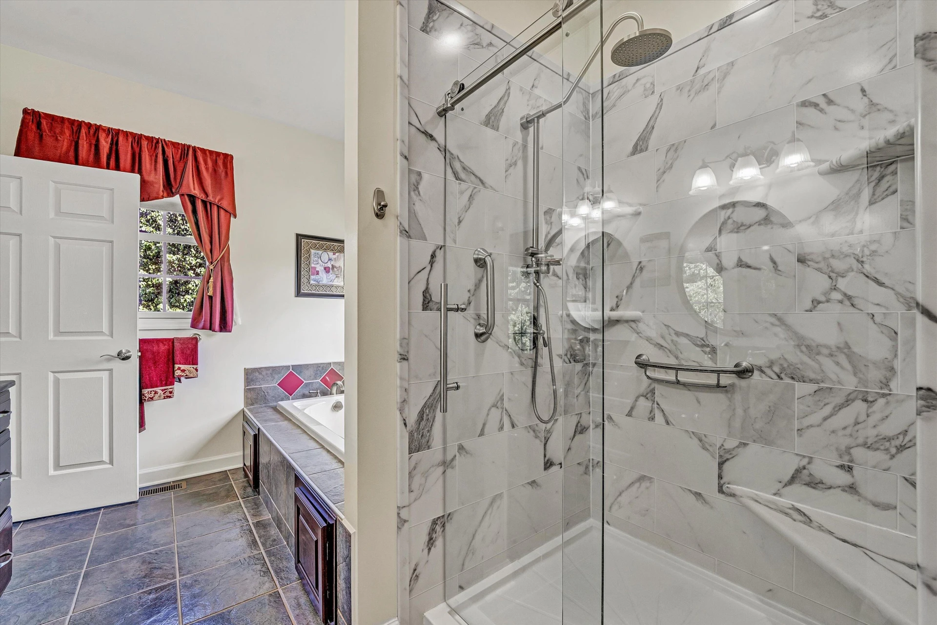 137 Whispering Meadows LN - Photo 30