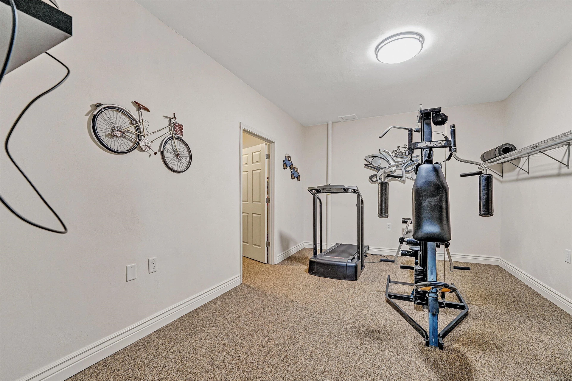 137 Whispering Meadows LN - Photo 52