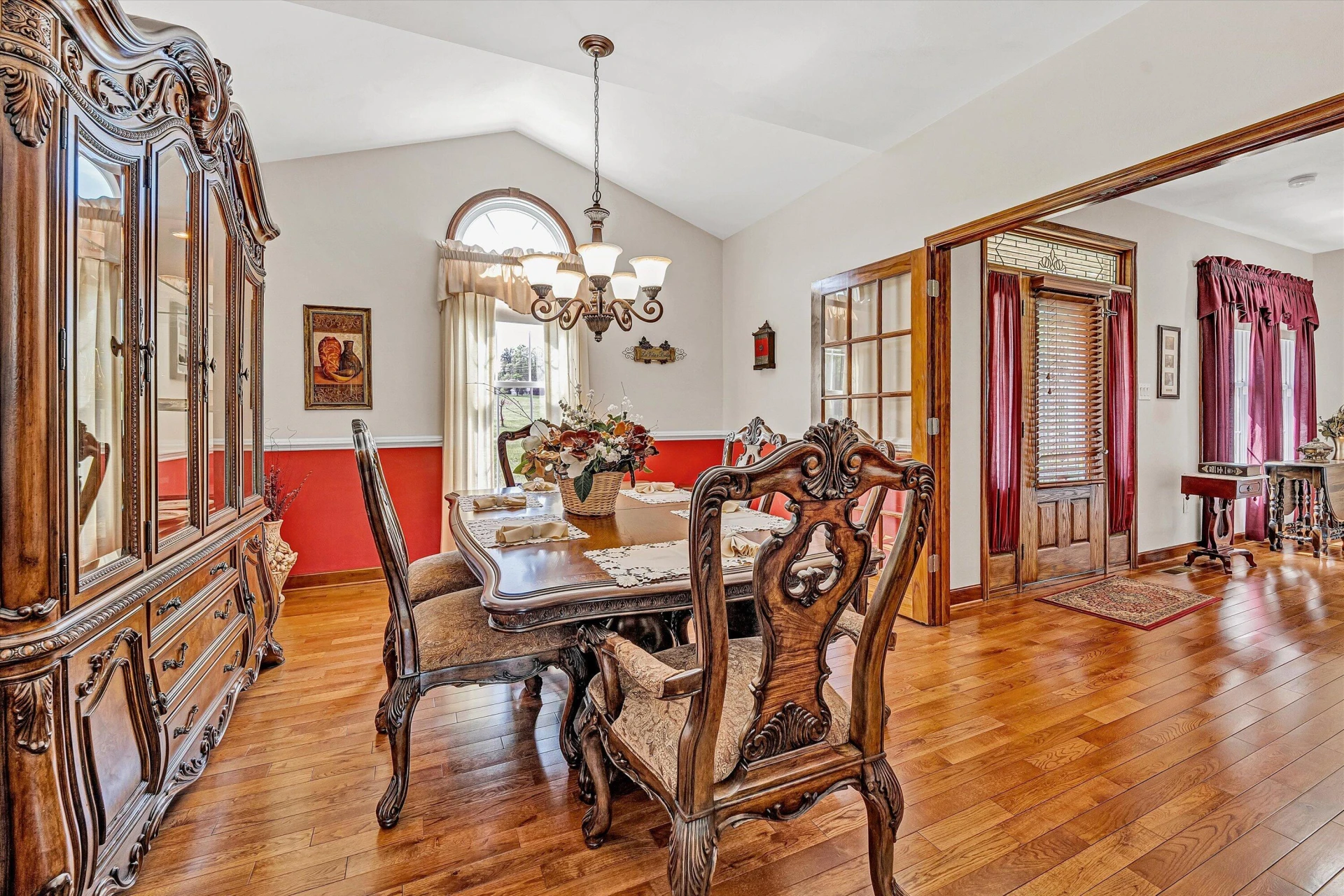 137 Whispering Meadows LN - Photo 10