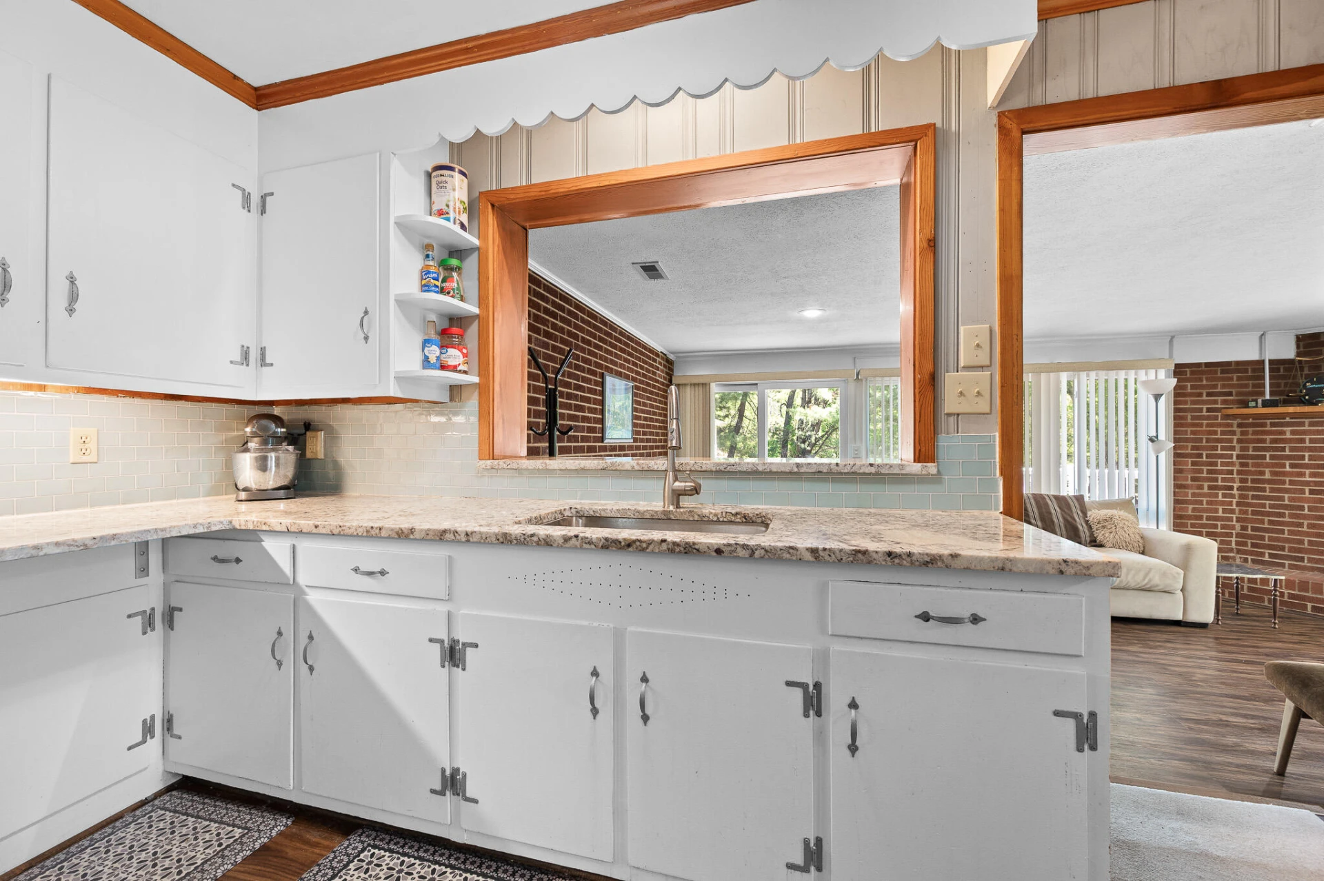 1659 Shady Knoll AVE - Photo 19